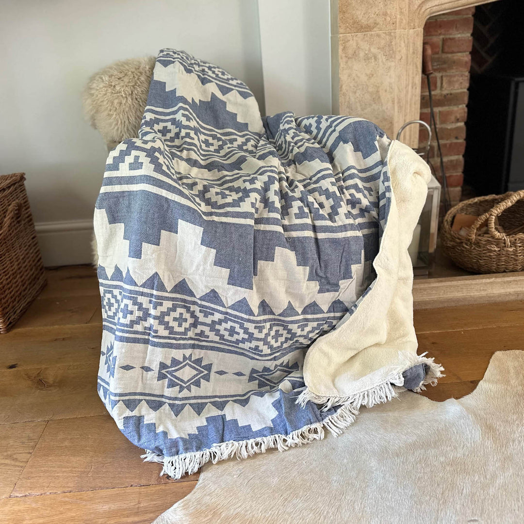 Maya Fleece Lined Throw