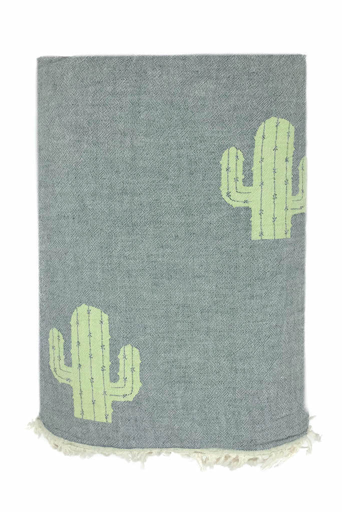Cactus fleece lined throw design detail